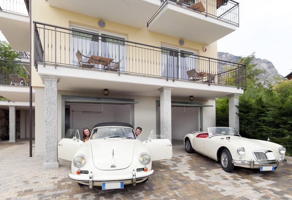 Agrifoglio Apartment บาเวโน ภายนอก รูปภาพ
